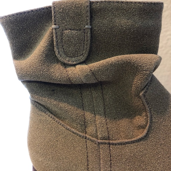 Booties - Picture 5 of 6